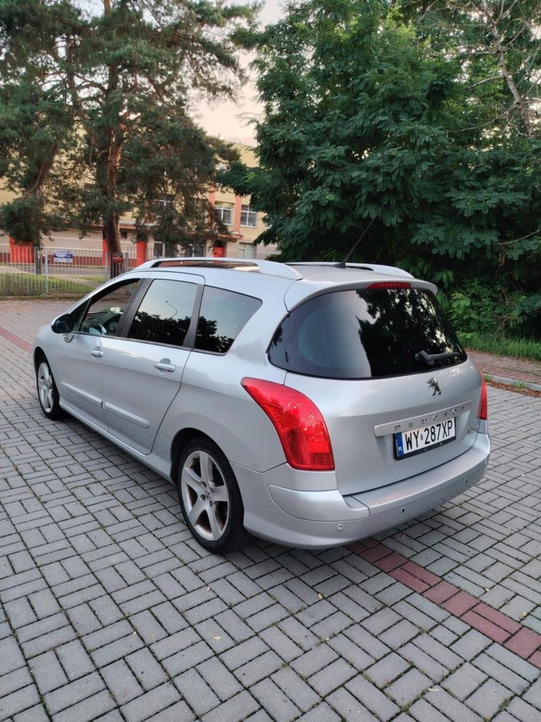 Peugeot 1.6 benzyna przebieg 166. Zadbany