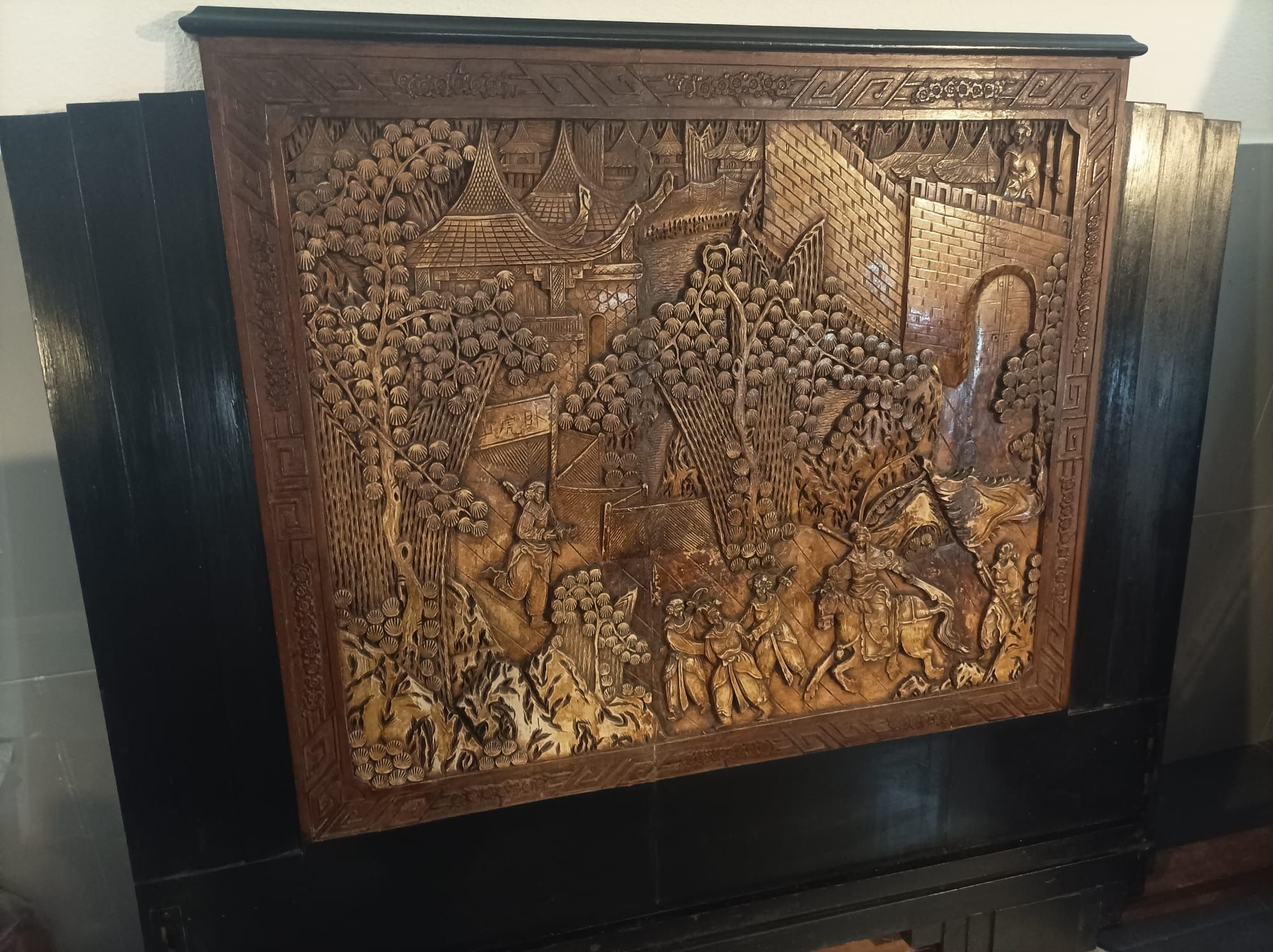 Quarto Oriental com Cama de Casal de antiquário