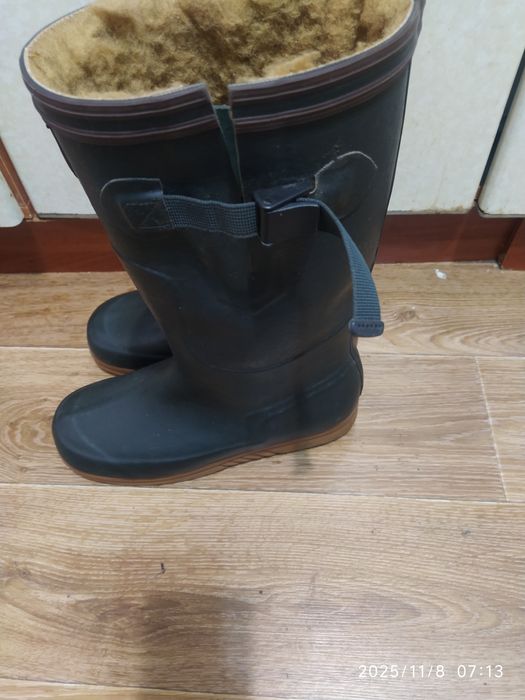 Чоботи гумові 45 розмір AIGLE.