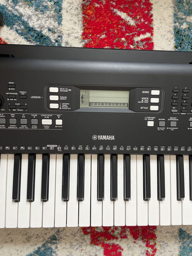 Синтезатор Yamaha psr e363