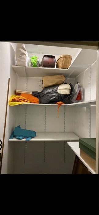 Conjunto de seis prateleiras para arrecadação