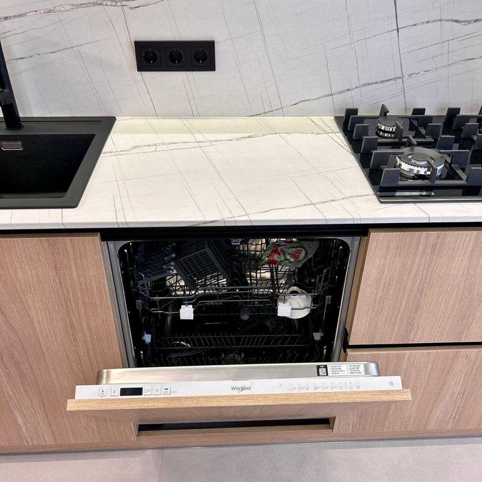 Продаж 2к квартири з великою кухнею-студією ЖК ПАРКОВЕ МІСТЕЧКО