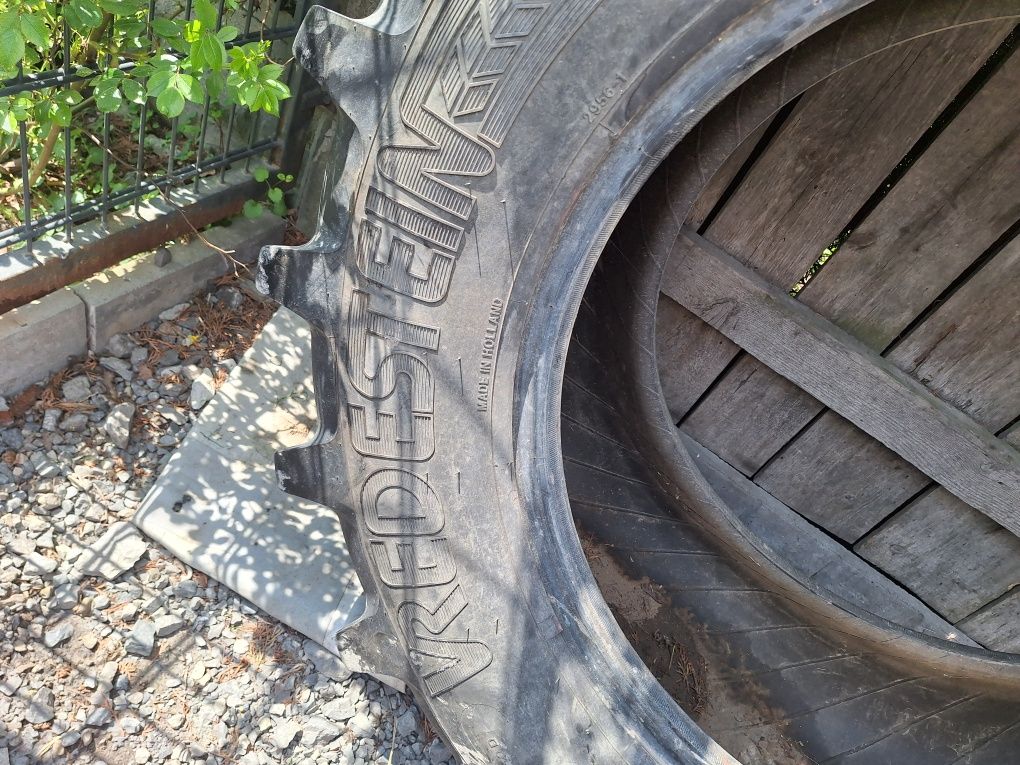 Opona 540/65R30 rolnicza