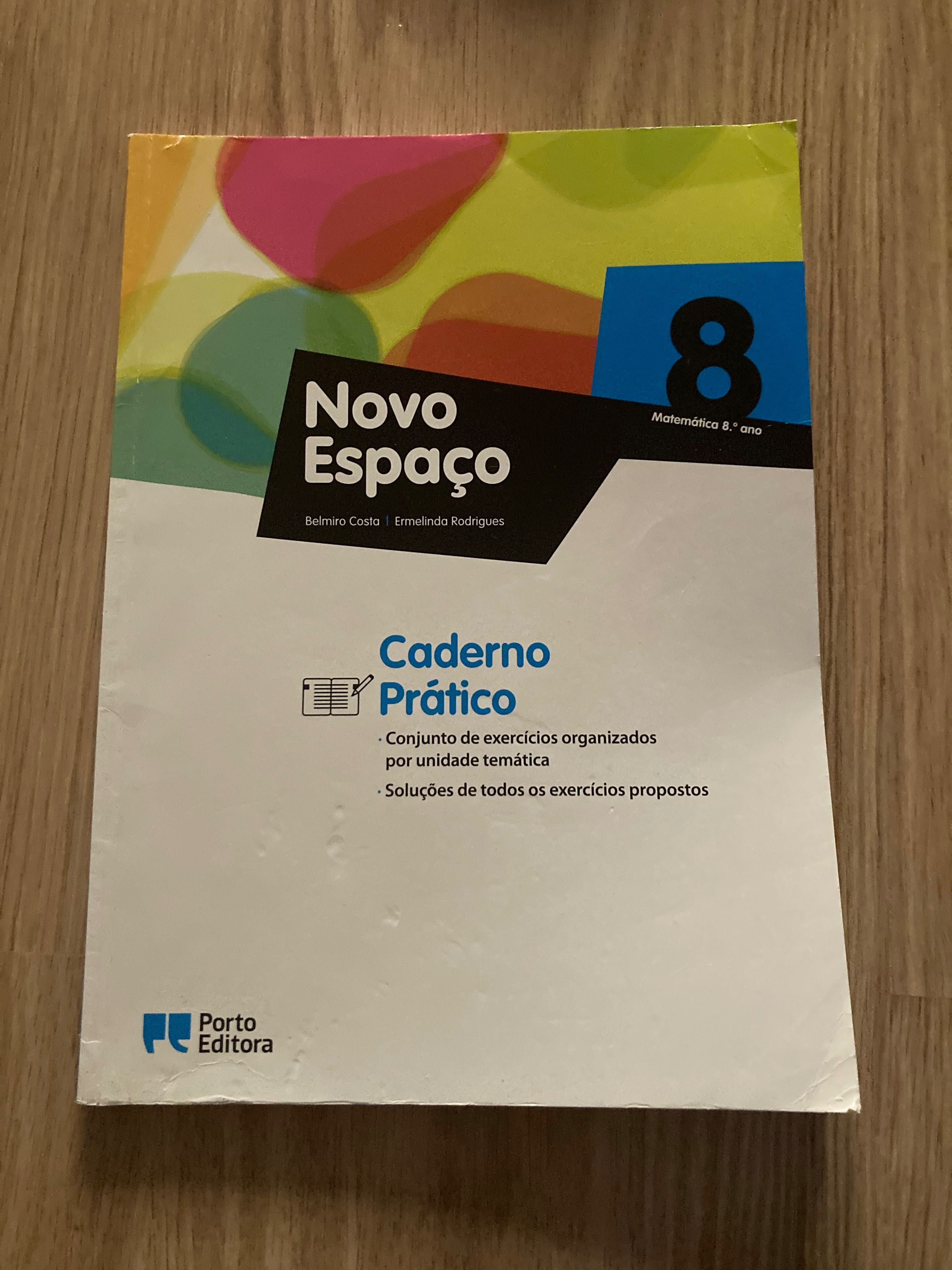 Livro escolar Novo Espaço matemática 8, 9 ano