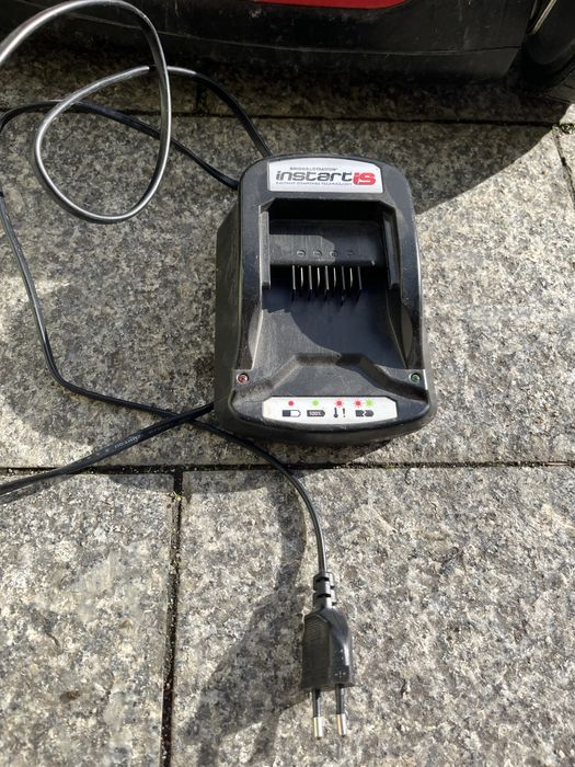 Kosiarka spalinowa z elektrycznym rozruchem