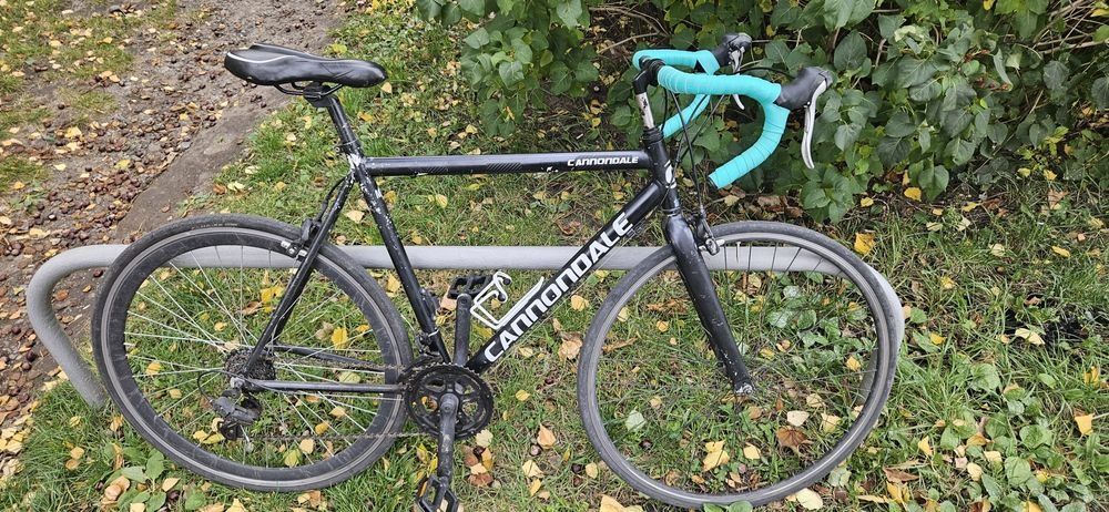 Продам старенький cannondale