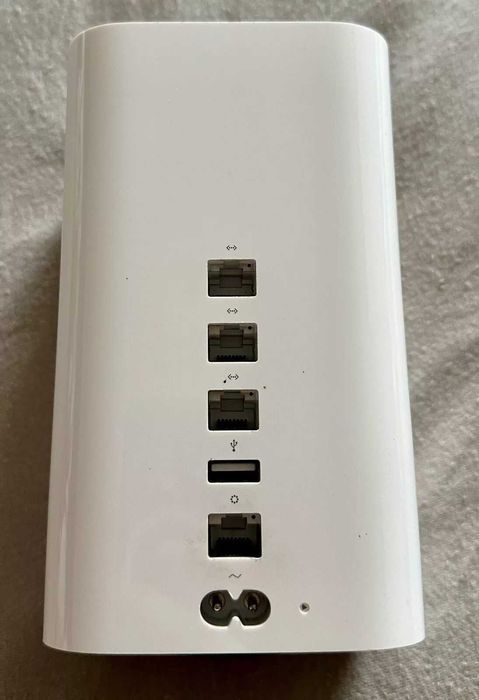 Apple AirPort Extreme ME918Z/A (A1451) — Wi‑Fi базова станція