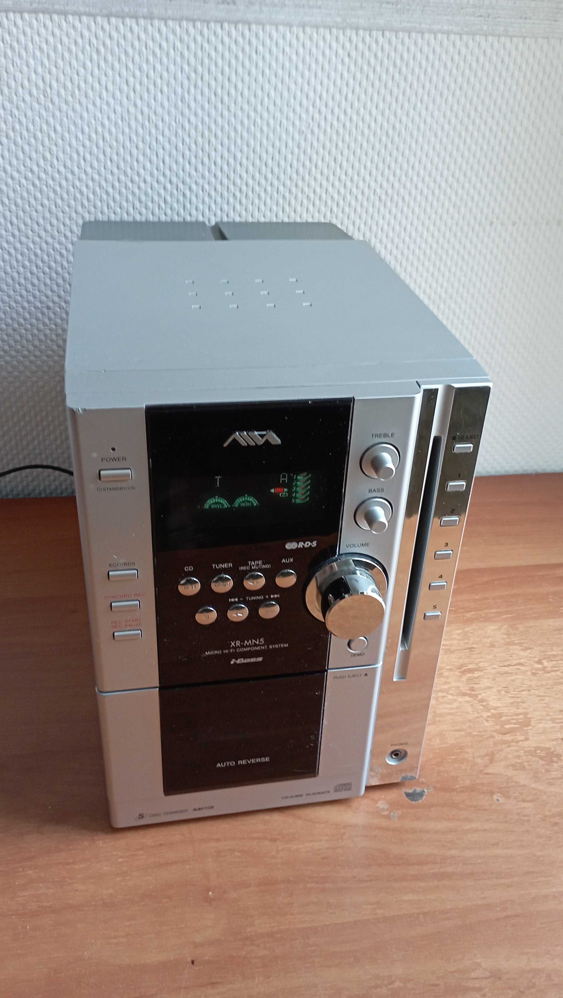 Продам музыкальный центр AIWA