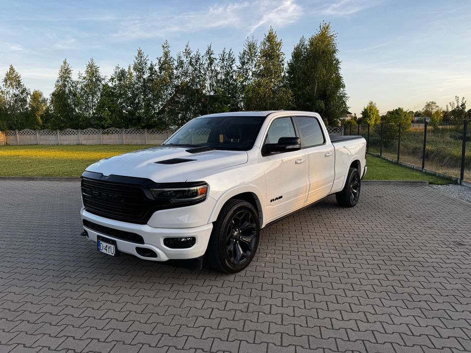 Dodge RAM Pierwszy właściciel w kraju, Limited