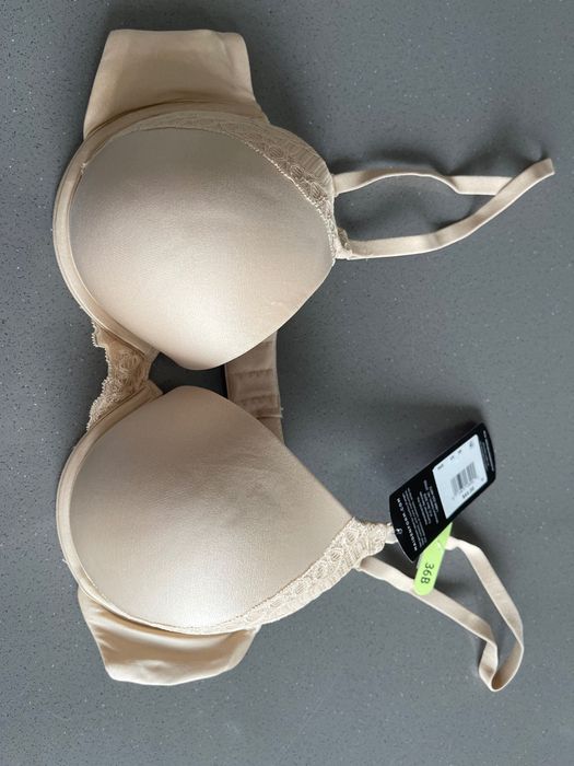 Бюстгальтеры  Maidenform (США)  под футболку р 36В/75В.