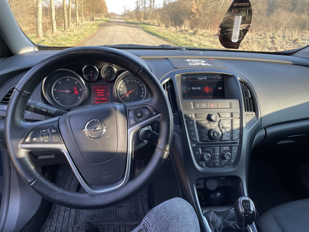 Opel Astra J 1.7