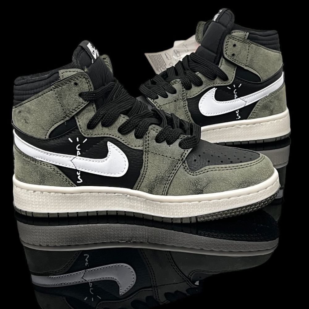 Подросток хайтопы Nike cactus jack р36-40