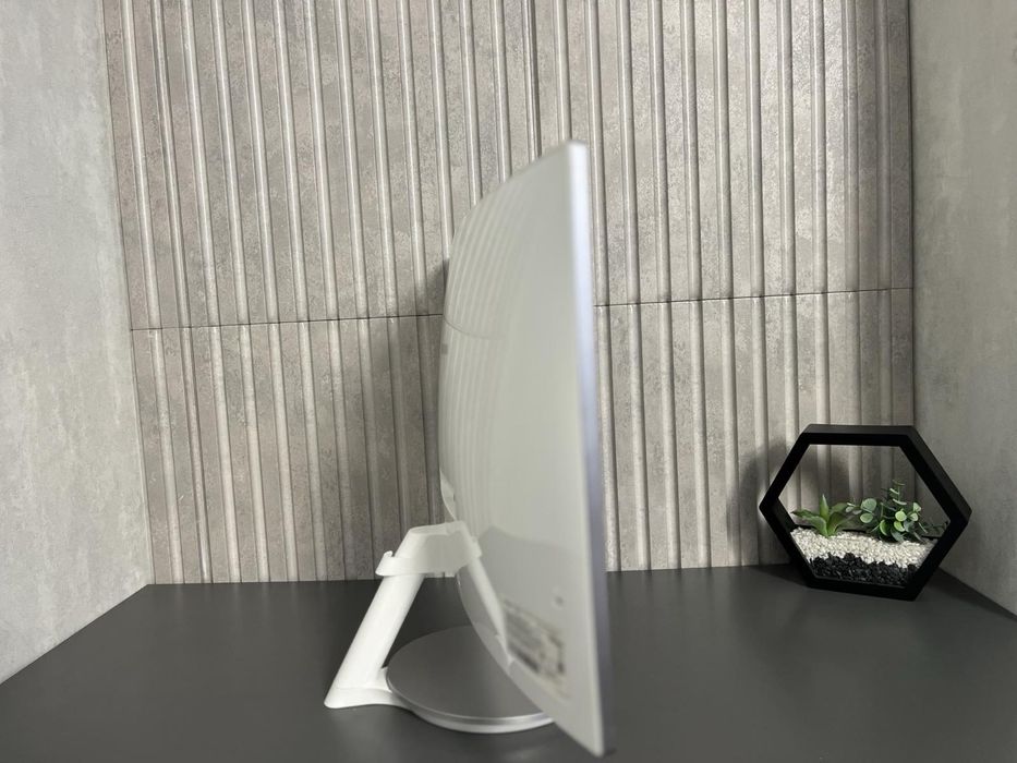 Безрамковий вигнутий Монітор Samsung 27 дюймів full hd