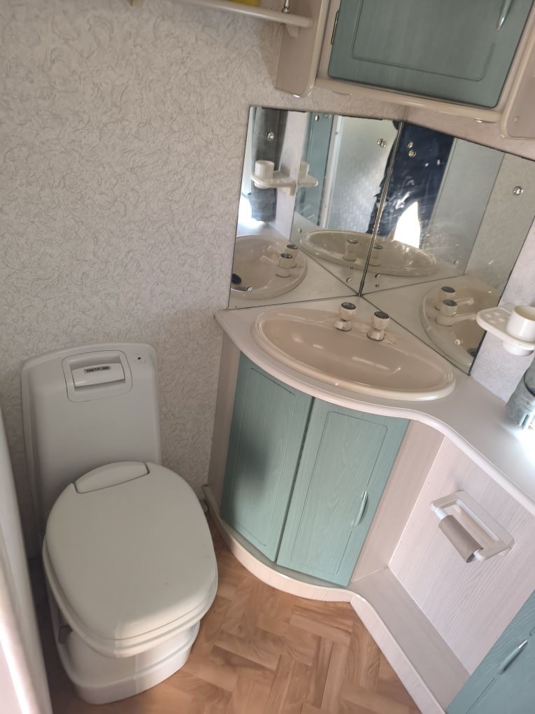 Coachman Amara 520/4