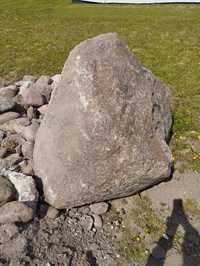 Kamień duży głaz