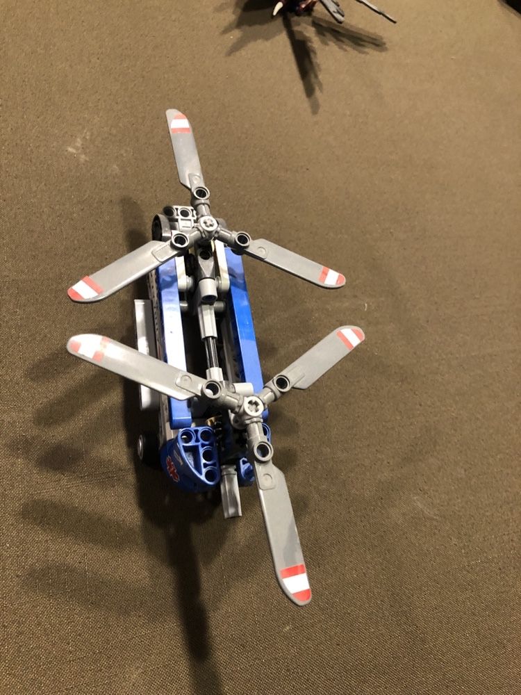 Lego helicopter