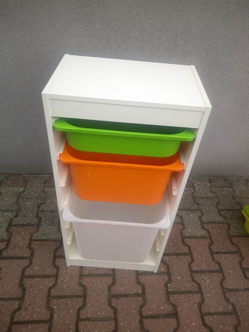 Sprzedam regał Ikea trofast z pojemnikami