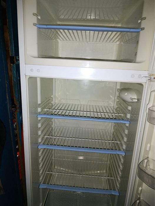 Продається холодильник