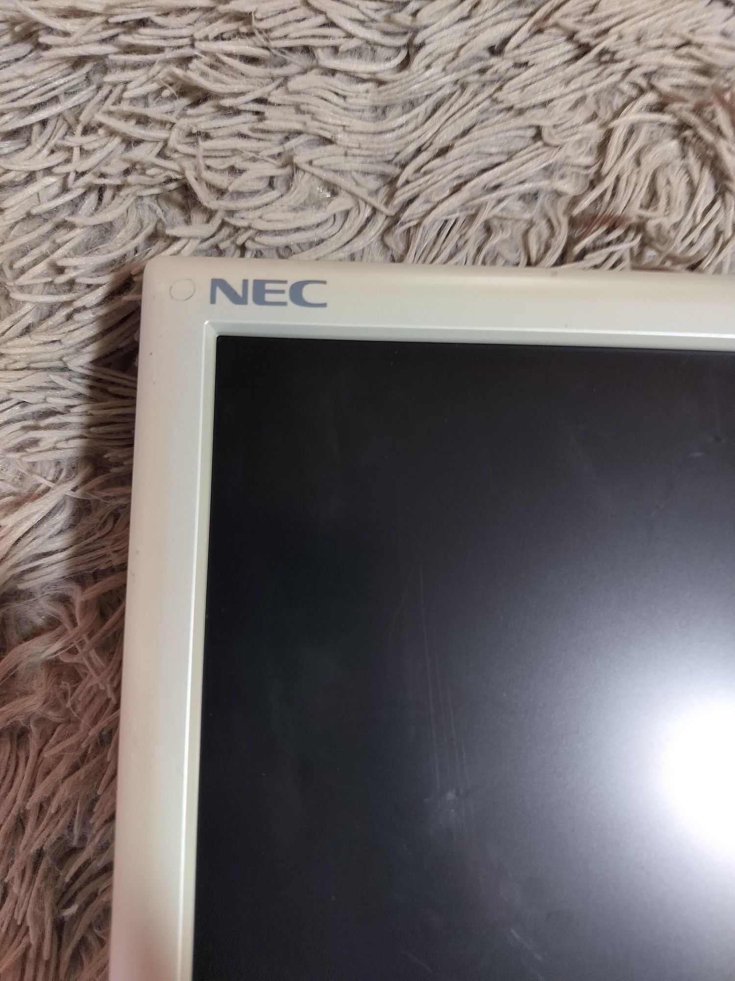 Монитор 20" TFT NEC 2070NX