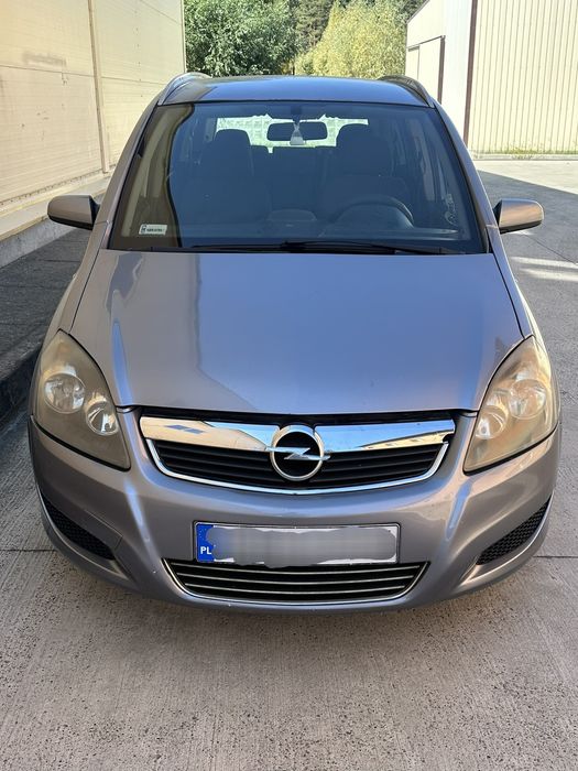 Свіжопригнана Зефіра Б 7місць не розмитнена