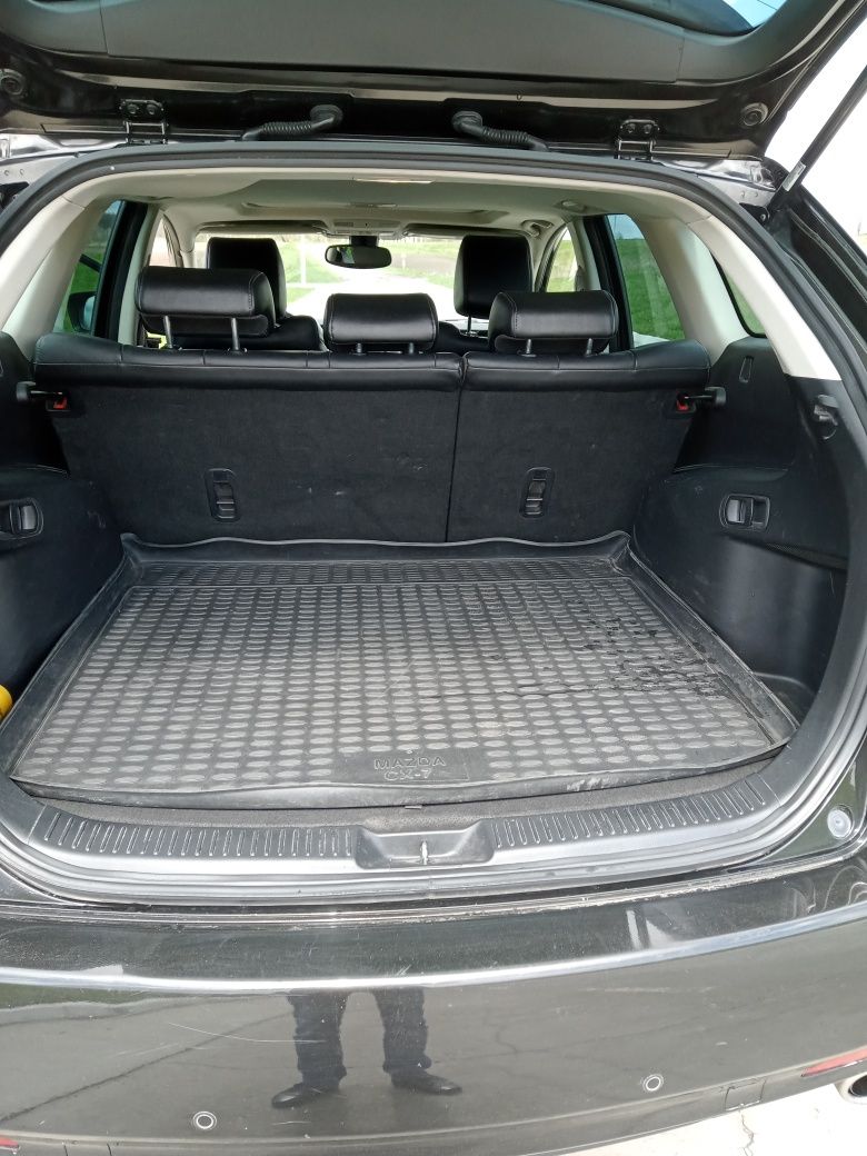 Продам Mazda -CX 7
