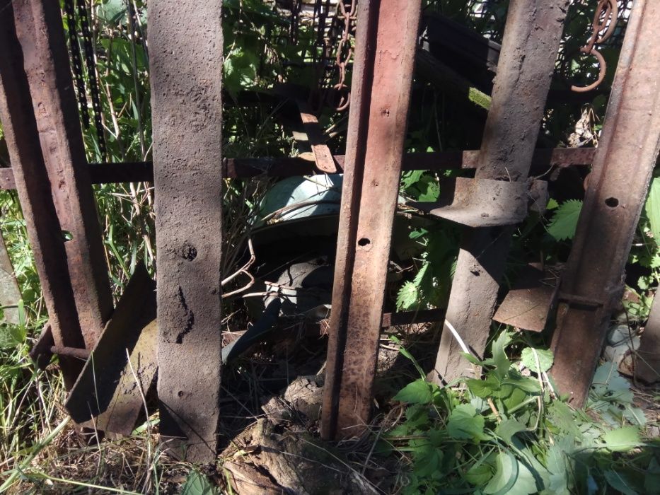 Теплица, гараж, чугун