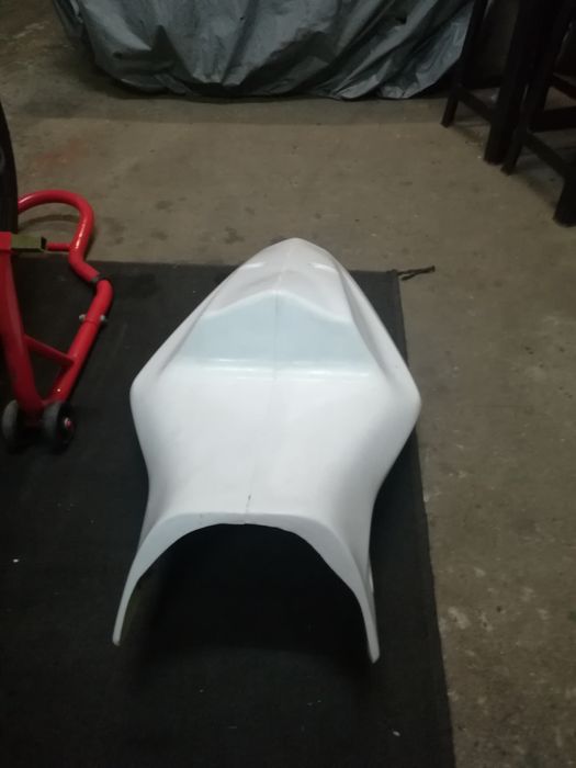 Crenagem traseira gsxr k3
