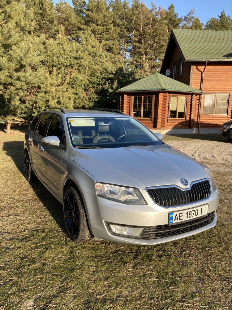 Skoda oktavia 1.6d БЕЗ ПОДКРАСОВ