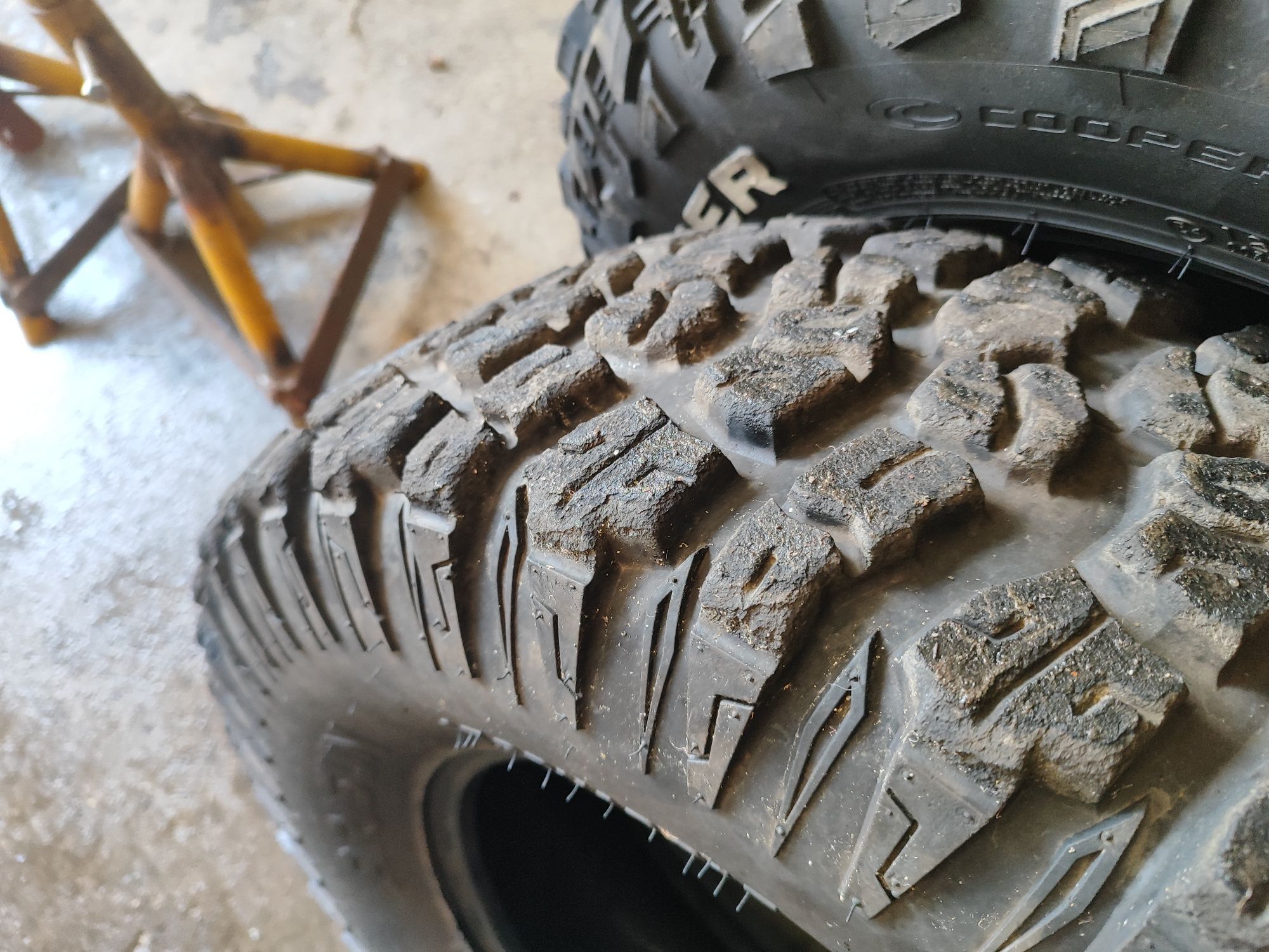 Pneus 30x10 r14 arisun