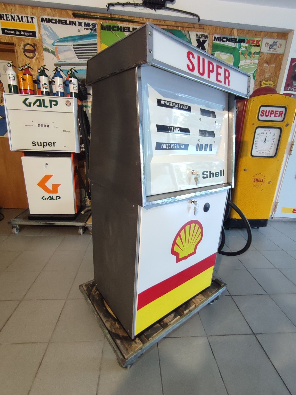 Bomba de gasolina Shell Tokheim