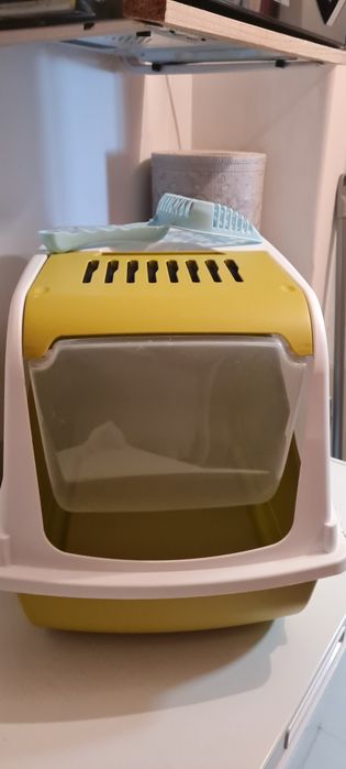 Casa de banho para gato com porta e pá incluída