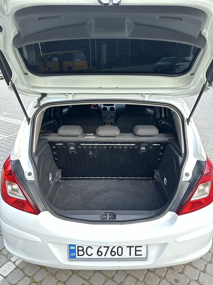 Opel Corsa 2012