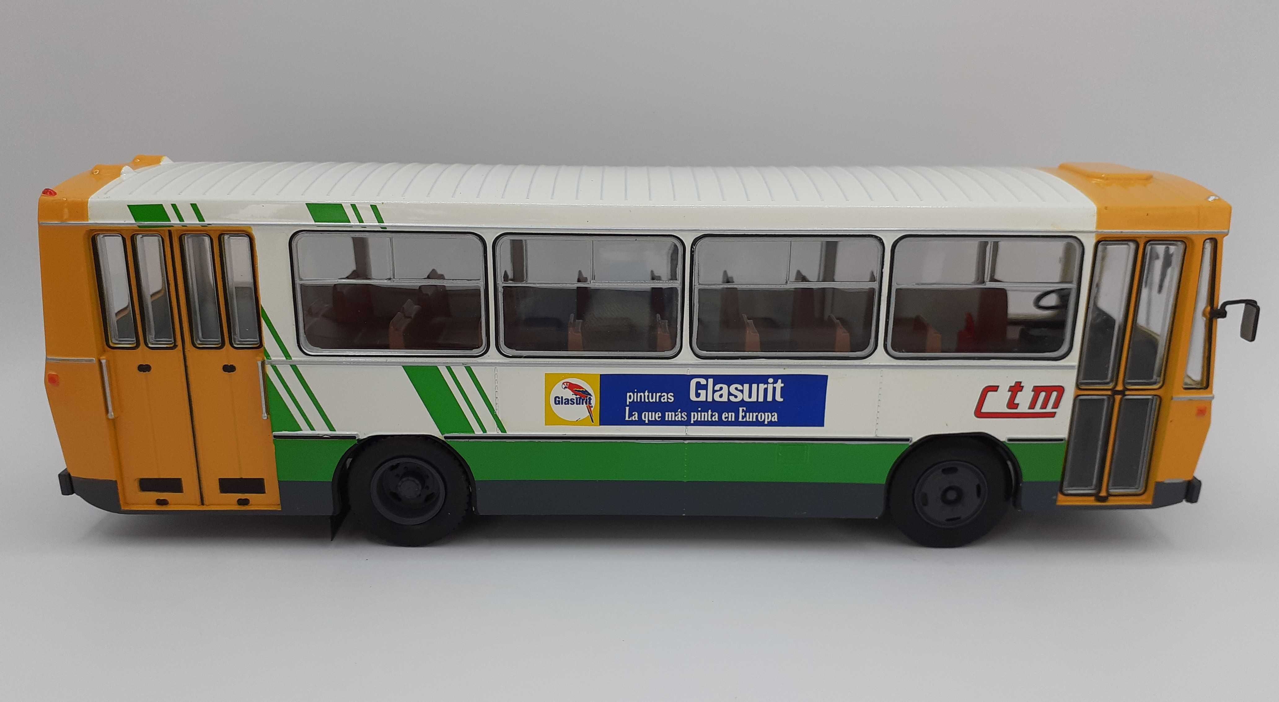 Miniatura escala 1:43