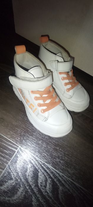 Ботинки на девочку 28 размер