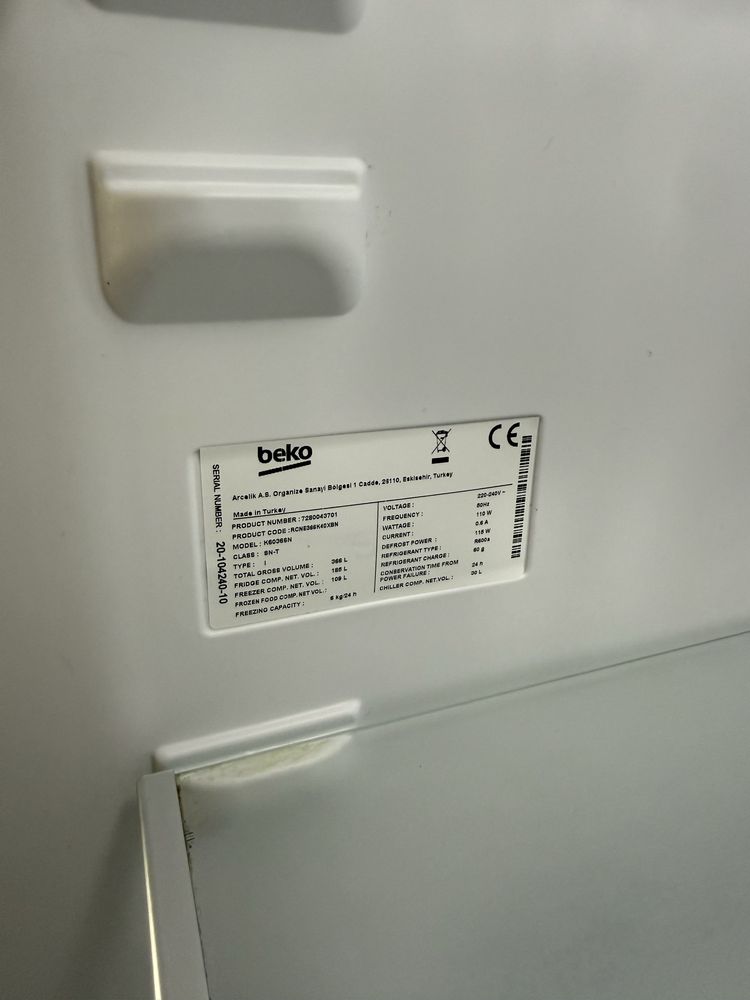 Frigorífico combinado BEKO 185 cm NoFrost Classe A++ E excelente