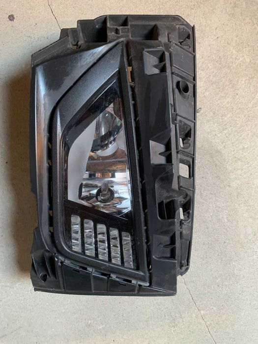 VW Polo 2G0 Lampa DRL Led Przód Prawy