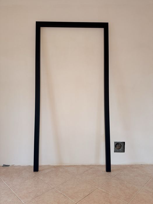 Opaska drzwiowa maskownica do ościeżnicy czarna