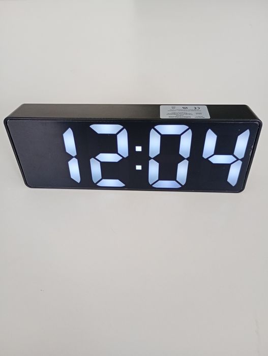 Budzik elektroniczny led nowy