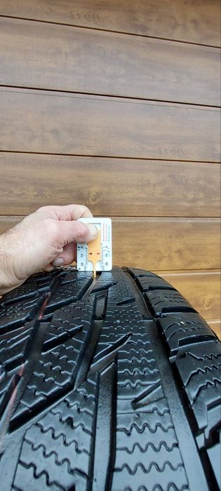 Продам шини, резину колеса Matador 215/60/17