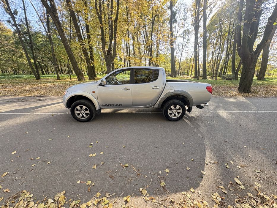 Свіжо пригнана міцюбісі л200