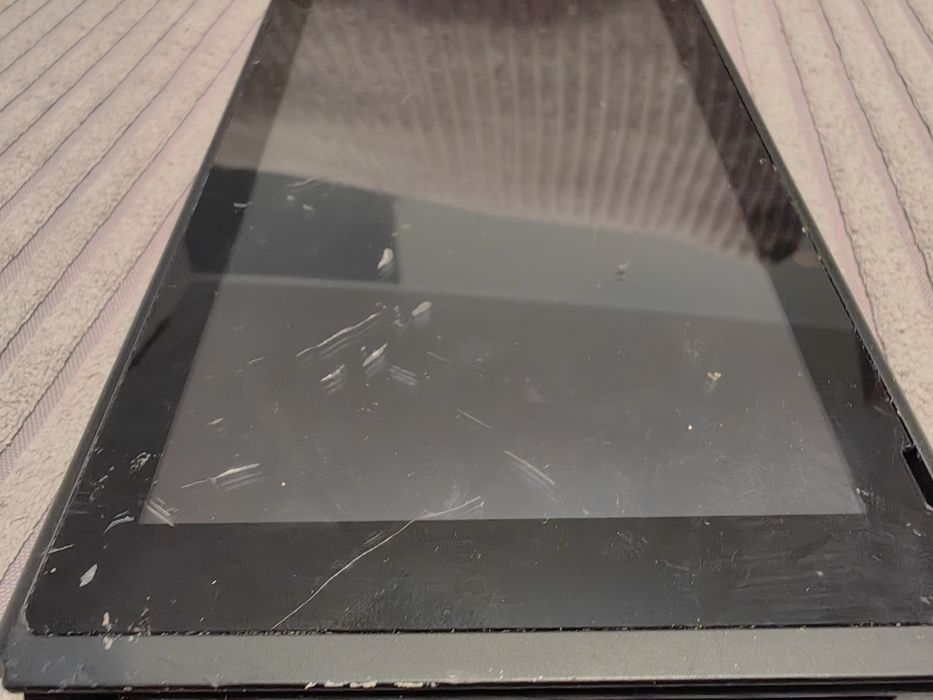 Nintendo Switch HAC-001 niekompletna