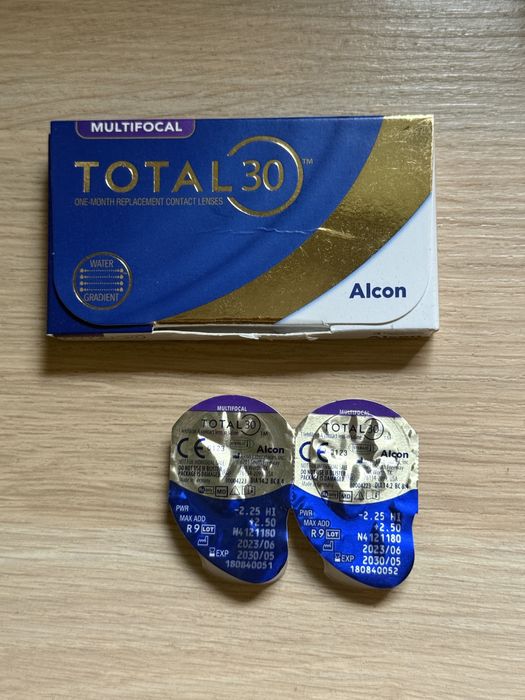 Alcon Total 30 Multifocal