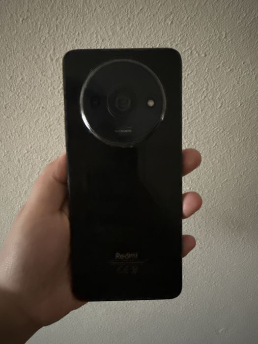 Telemovel Redmi A3 bom estado