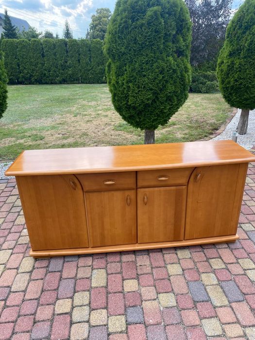 Komplet mebli drewnianych