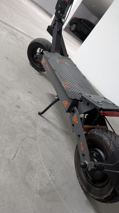 Trotinete KUKIRIN G4