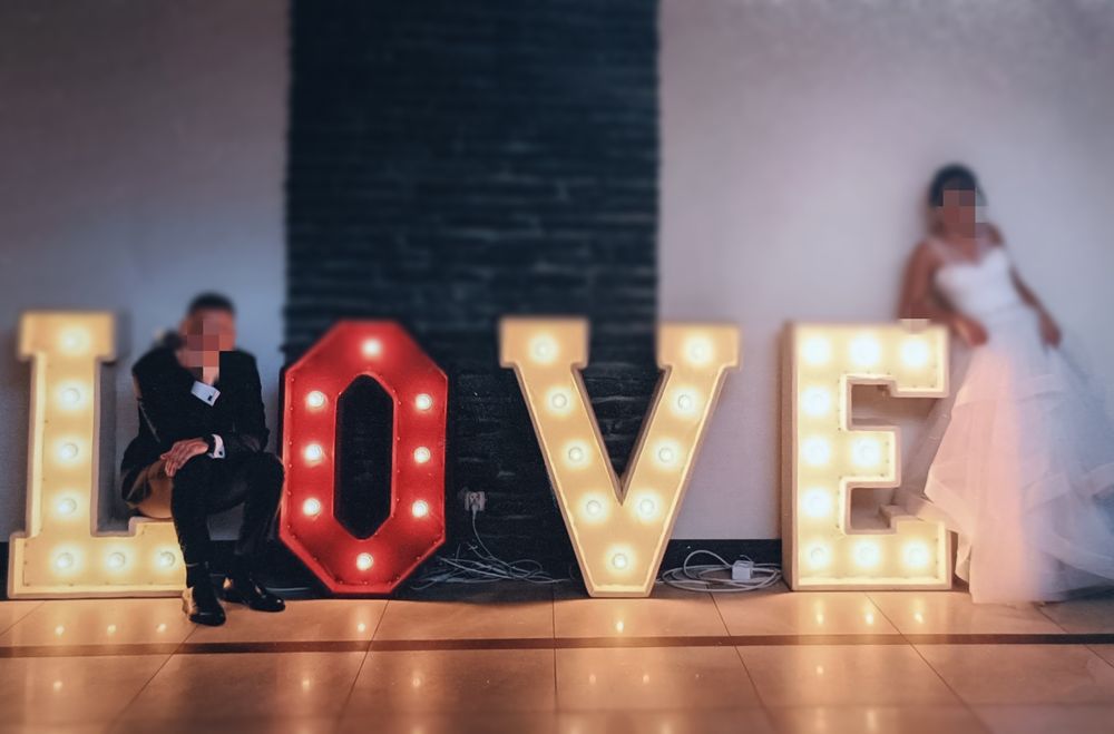 Podświetlany napis LOVE wynajem 350 zł