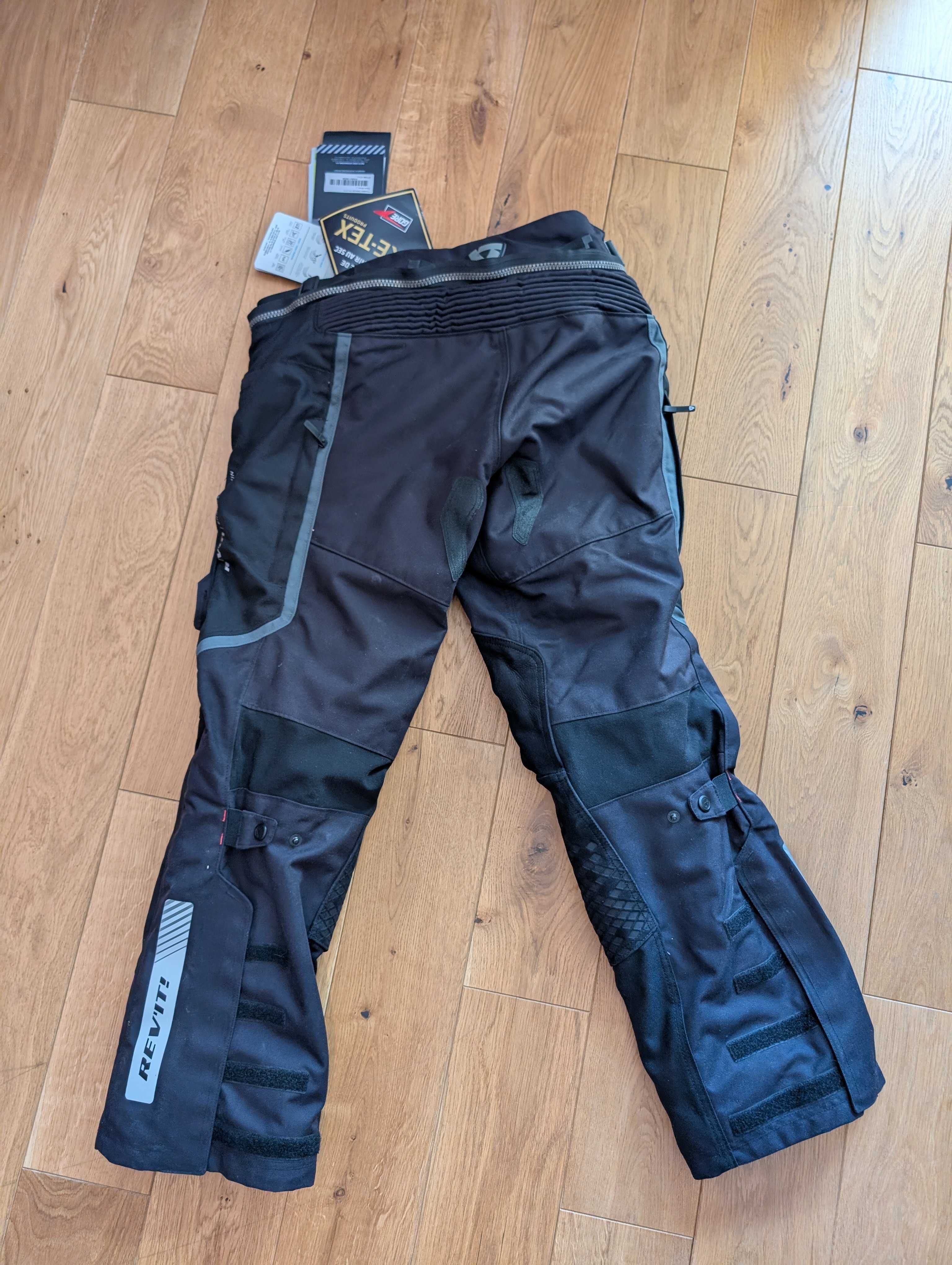 Kurtka Rev'It! Dominator GTX  L + Spodnie Rev'It! Defender GTX LShort