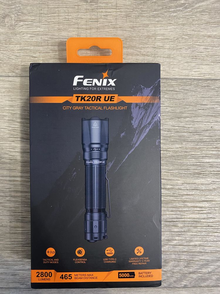 Ручний ліхтар Fenix TK20R UE з акумулятором