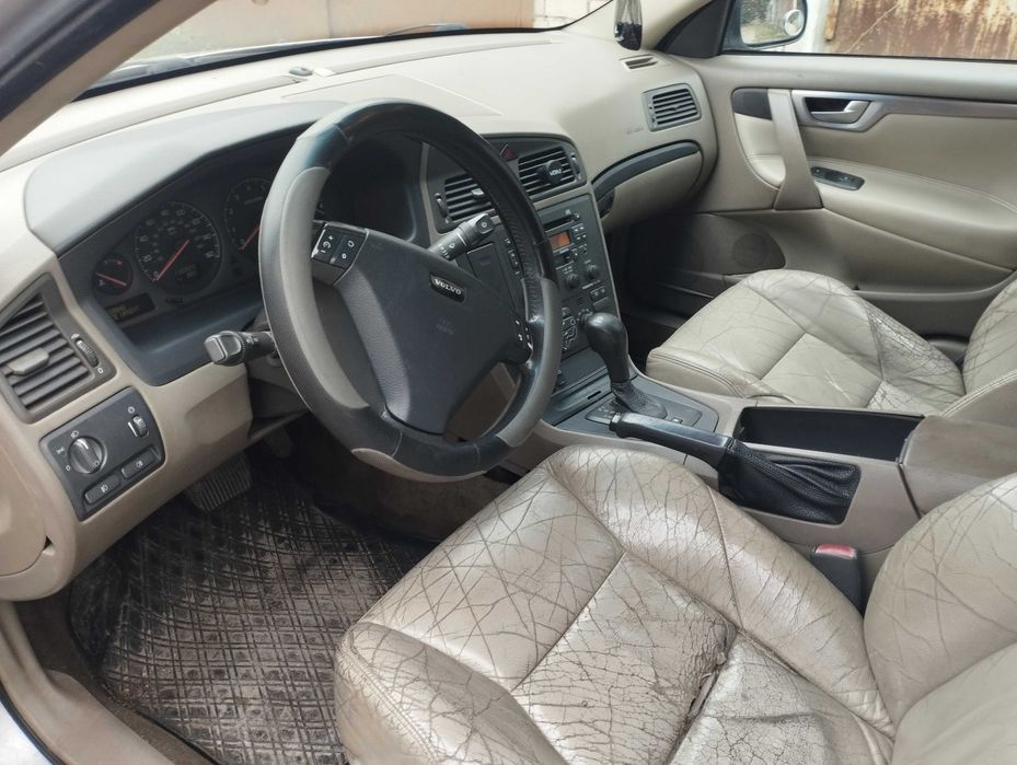 Вольво 2.4 газ бензин, АКПП,2001р