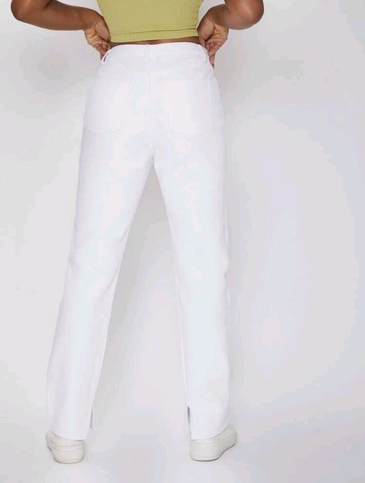 Jeans brancos cintura subida